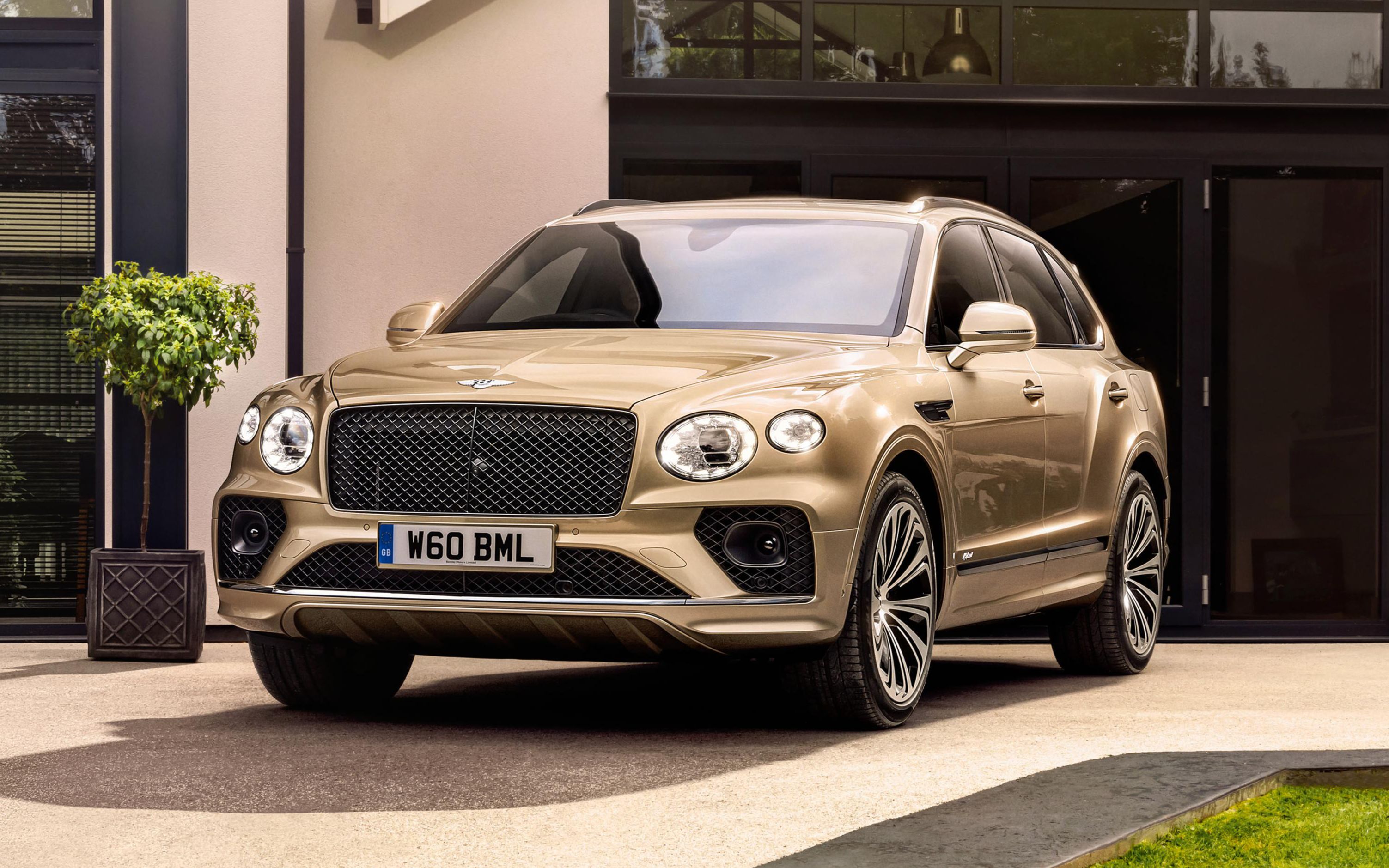 宾利 添越 混动 bentley bentayga hybrid 欣赏 4k75fps