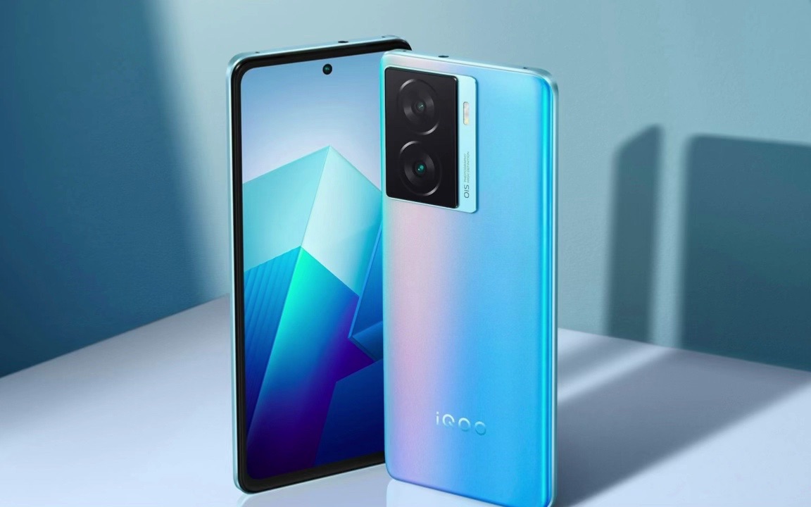 旗舰级 lcd 护眼屏 120 瓦独此一款!iqoo z7 发布:1599元!