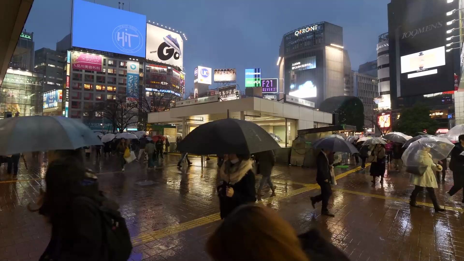【散步游日本】东京涩谷的雨夜