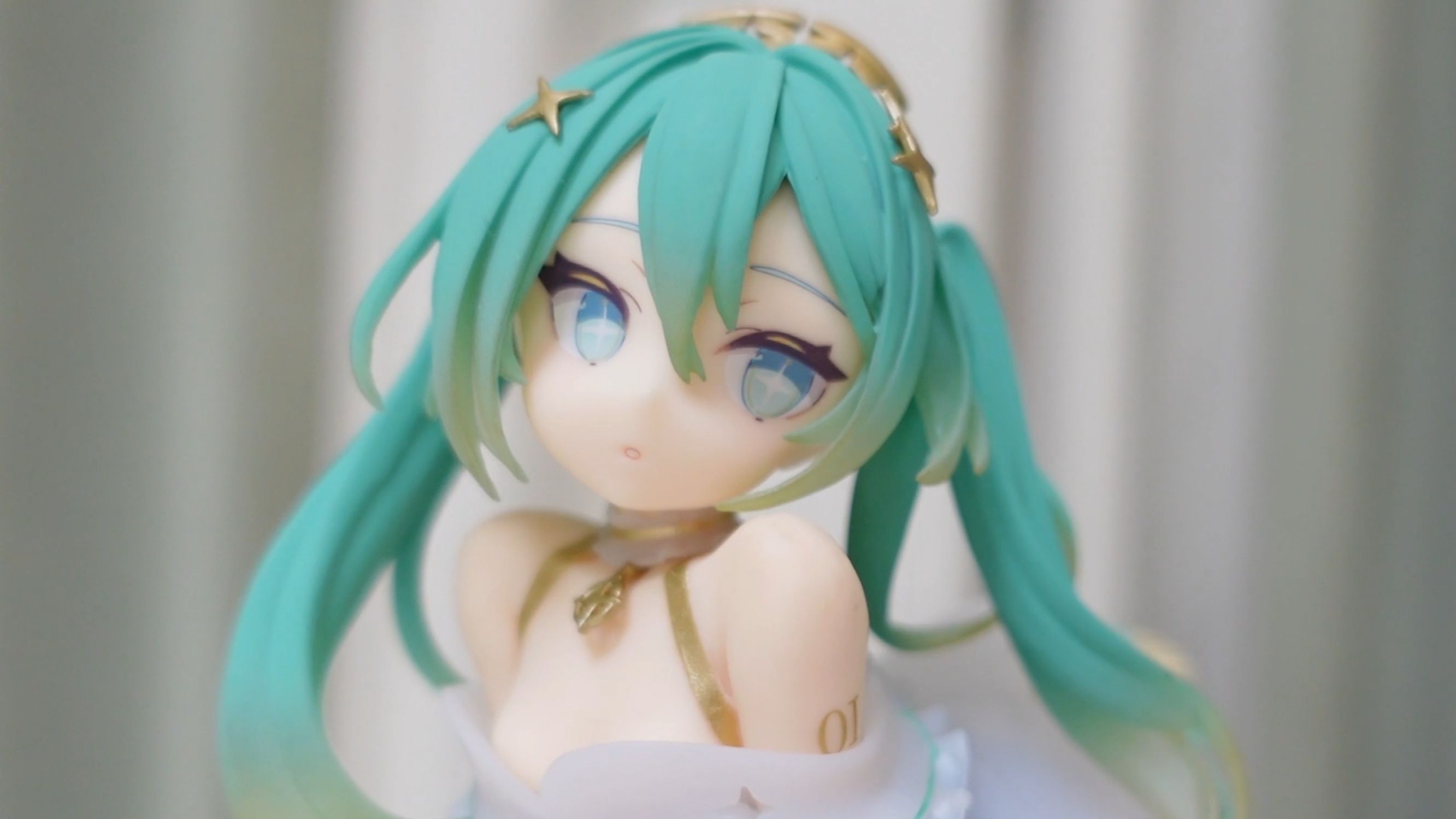 【手办开箱】15期 taito赏 a奖 初音未来星星款 开箱留念