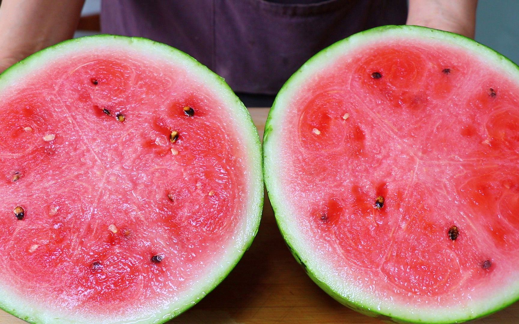 今天才知道西瓜吃不完不要放冰箱教你土方法放3天也不坏