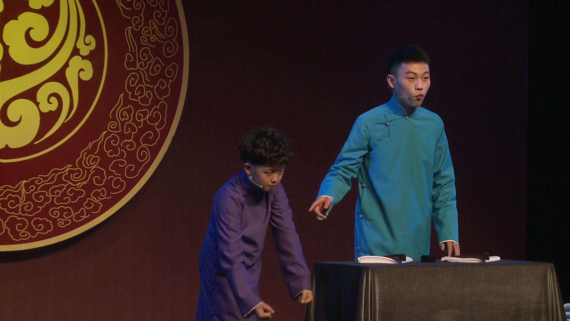 【山东声相艺术学府】相声《学哑语》表演:郭育玮,庞开开;指导教师