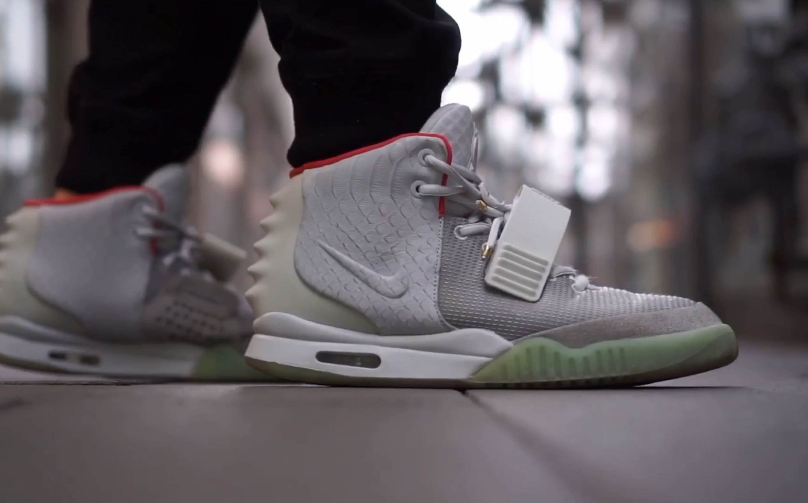 椰子nike air yeezy2 nrg 侃爷超级限量灰白球鞋350 v2 off-white x