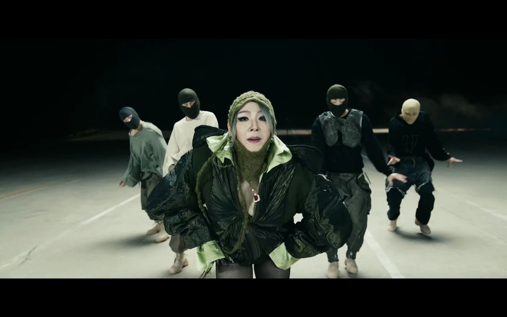 [图]【女王回归】CL(李彩琳) +H₩A Dance Performance Video+