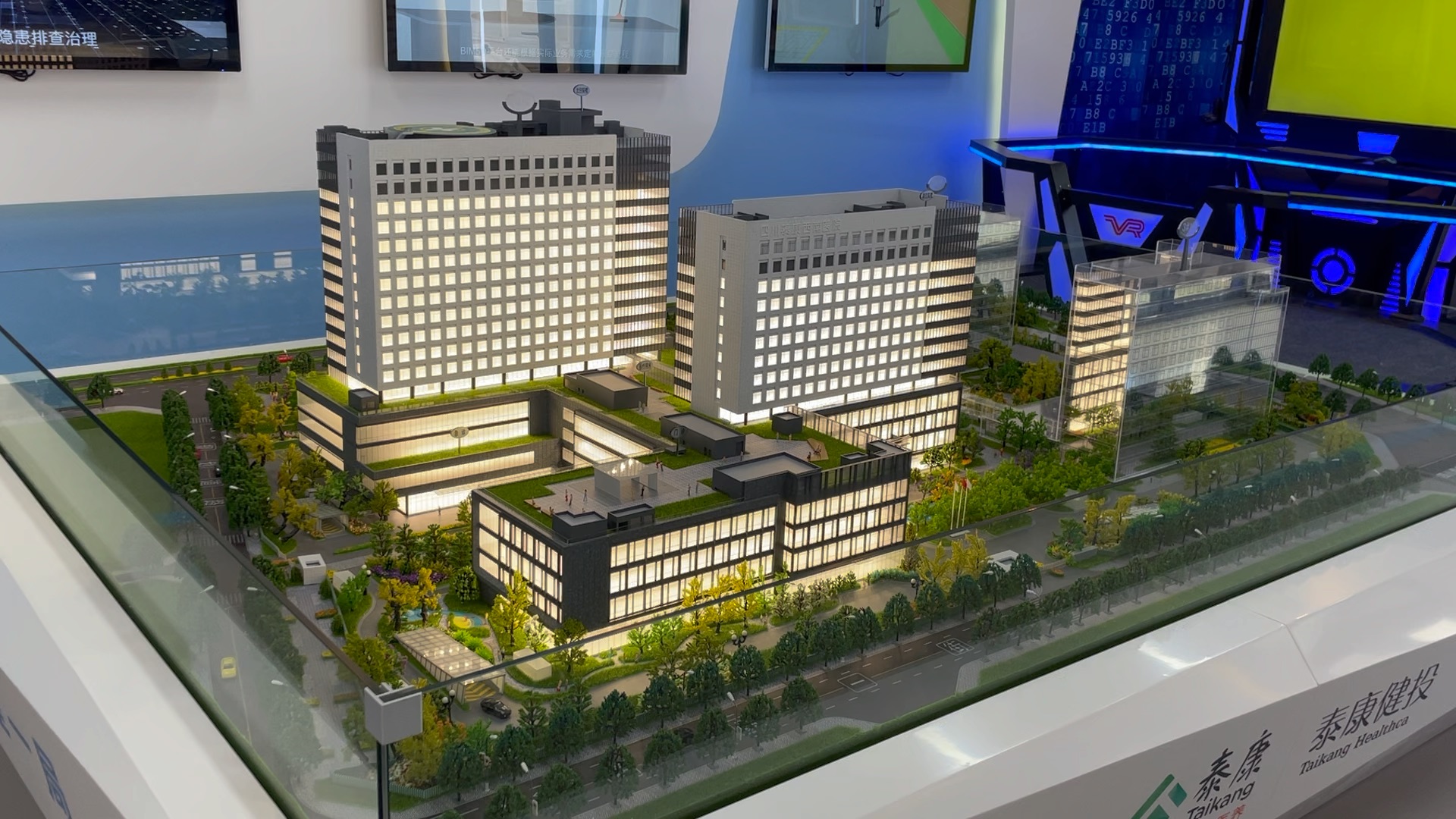 四川泰康西南医院项目智慧工地实体沙盘
