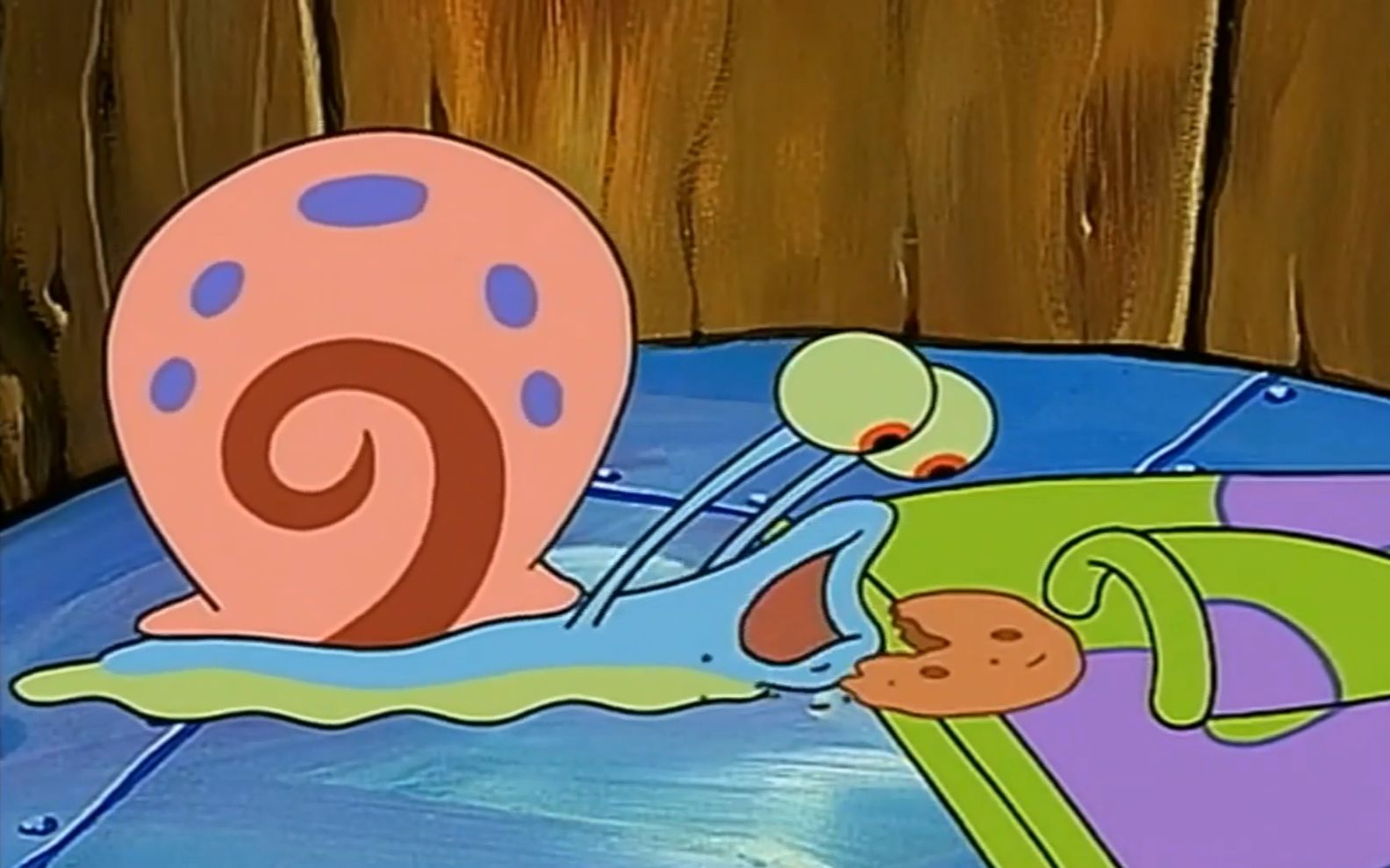 小蜗喜欢吃饼干跟着派大星好几天就为了一块饼干