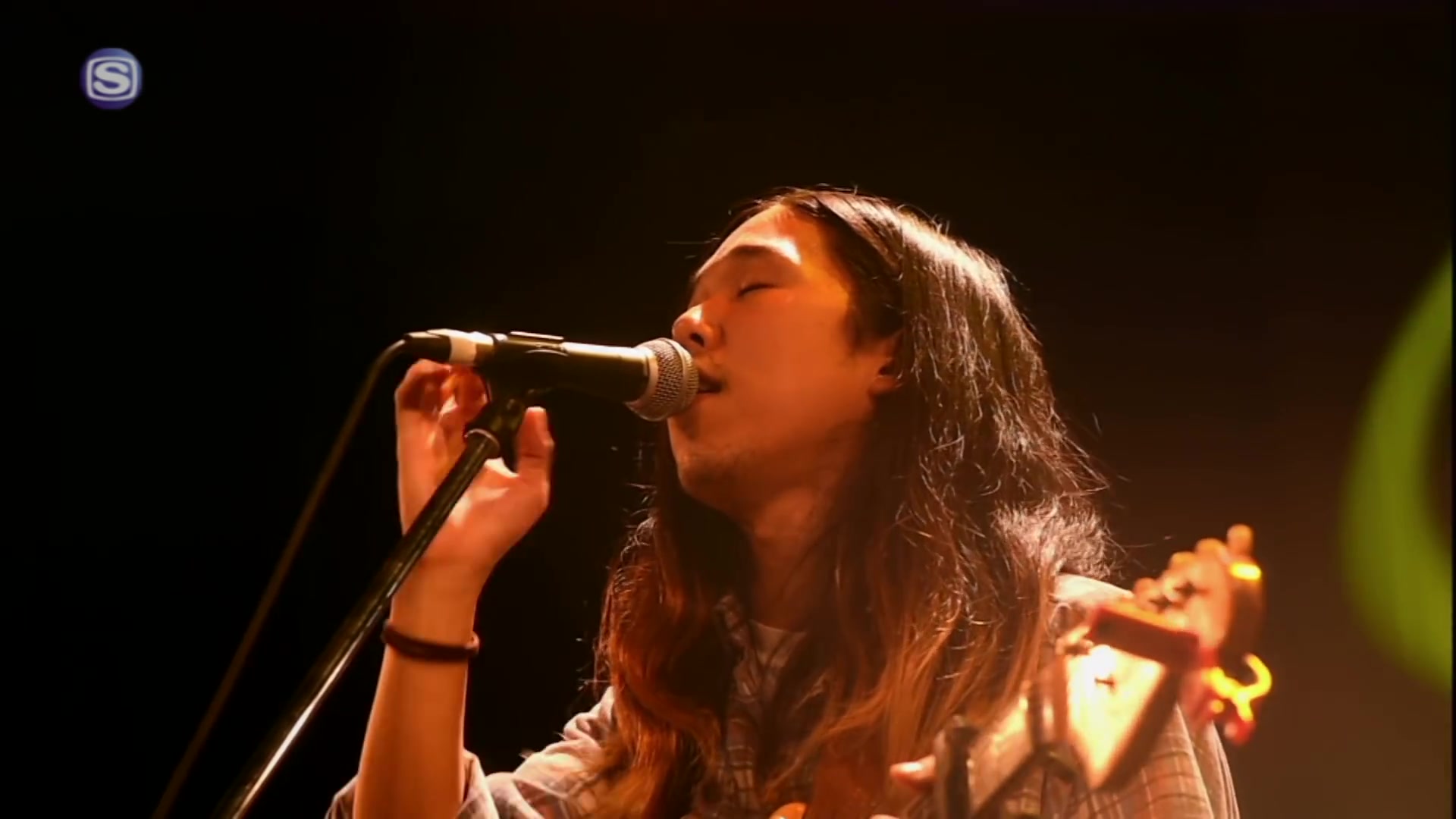 never young beach - あまり行かない喫茶店で