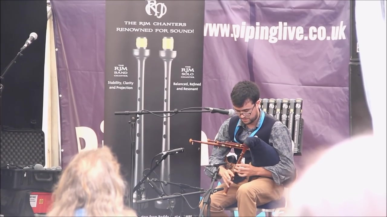 [图]【苏格兰小风笛】 风笛鬼才（超帅的帅哥啦） Callum Armstrong-Piping Live! 2015 周三