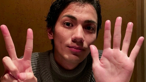 今天是新世代"老大哥"根岸拓哉的25岁生日!