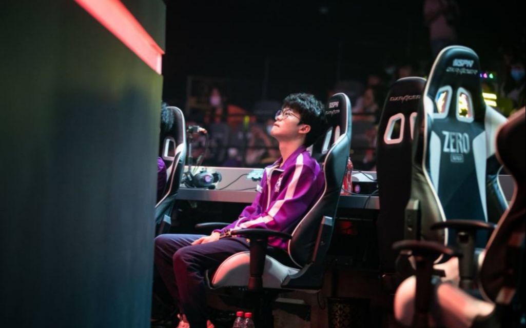 2021-06-20-nv居米jimmy直播下午场_电子竞技热门视频