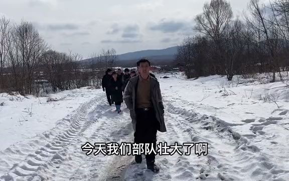 [图]东北的天山雪莲盛开了，明哥我们组团来採！结果失望了？