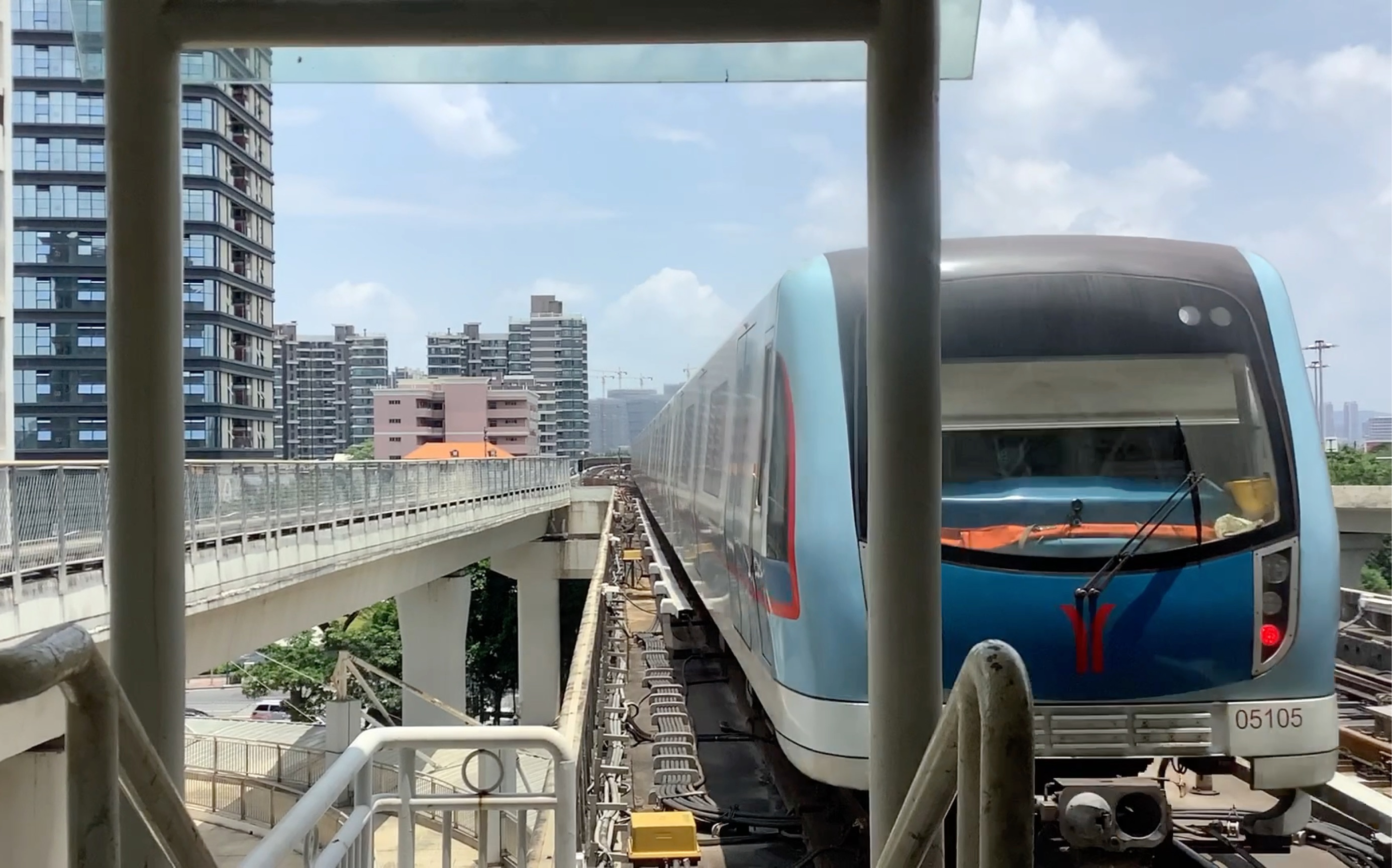 广州地铁5号线l4型列车进站61滘口 广州地铁5号的(滘口～中山八)