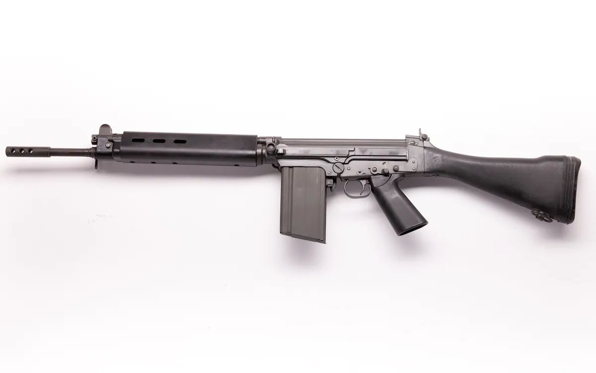 自由世界的右手  fal