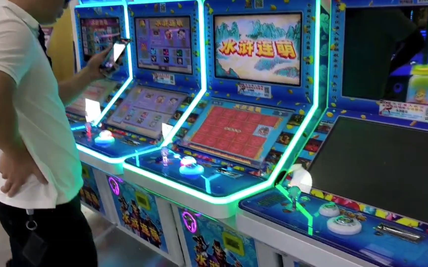 电玩城游戏机大型室内儿童游乐场成人投币游戏厅设备动漫城