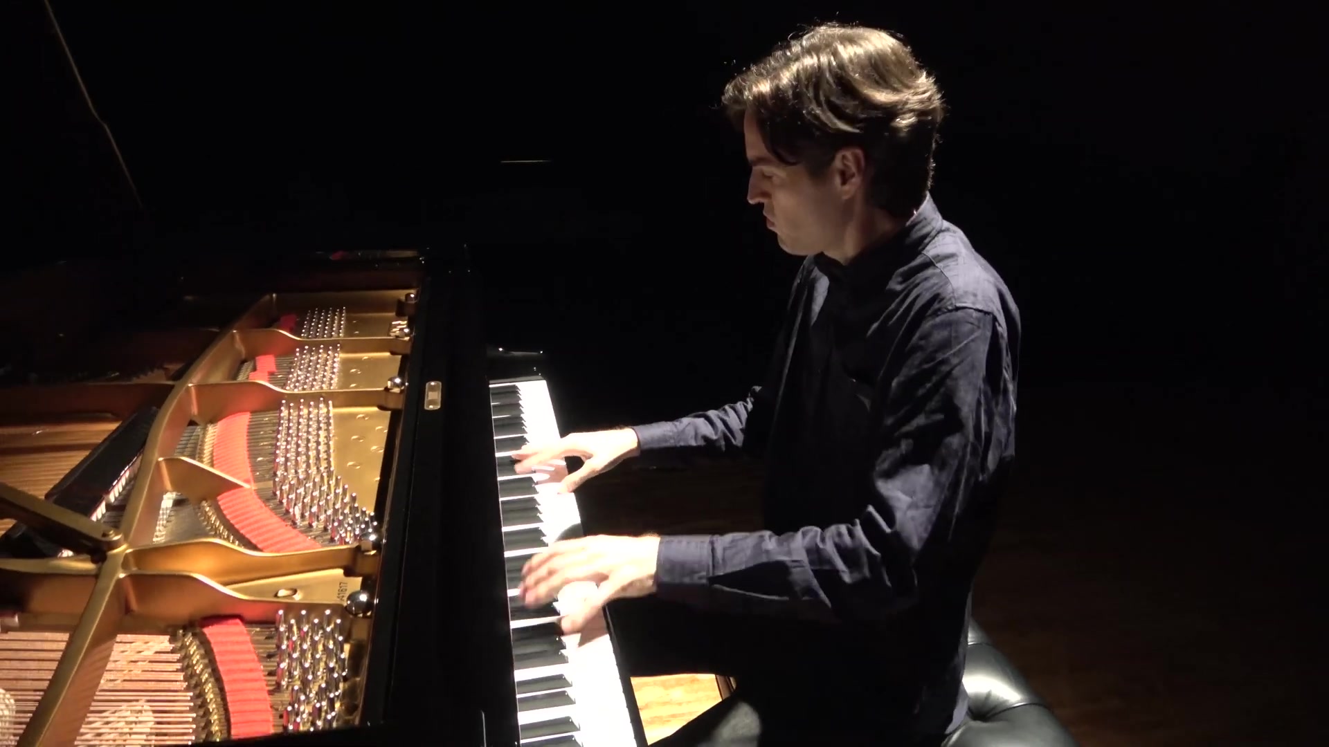 名侦探柯南主题曲- 极难钢琴爵士乐 by jacob koller