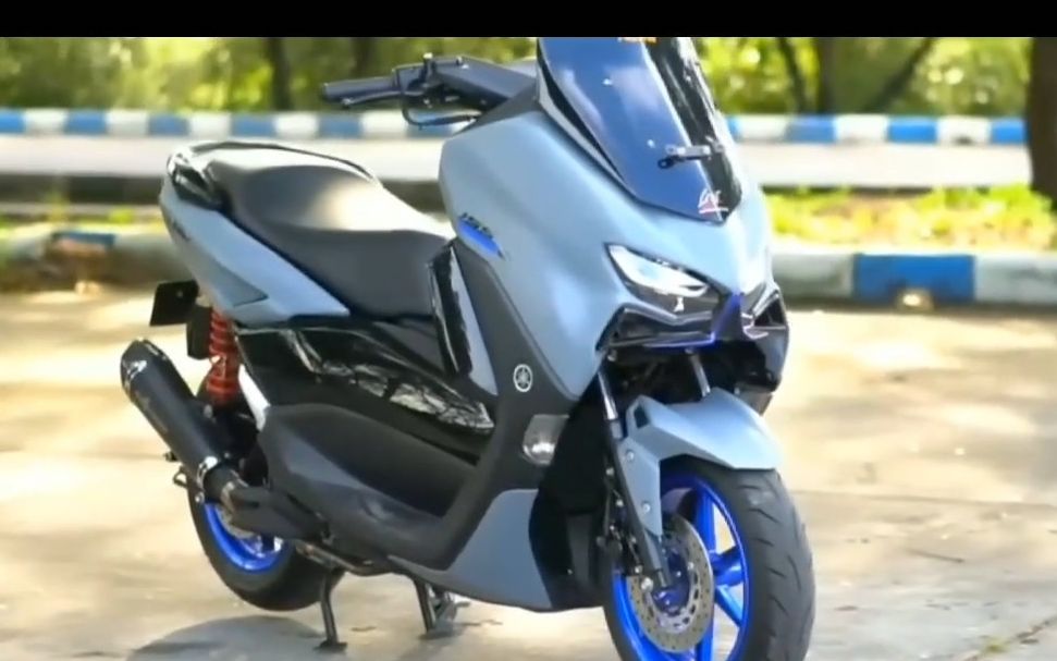 [图]2023 新一代 雅马哈 NMAX 155 Facelift