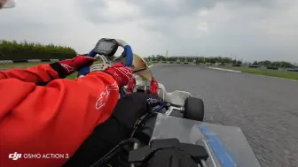 下载视频: 上海国际赛车场卡丁车世界 上赛卡 二冲竞技卡丁车 Rotax Junior引擎初体验车载