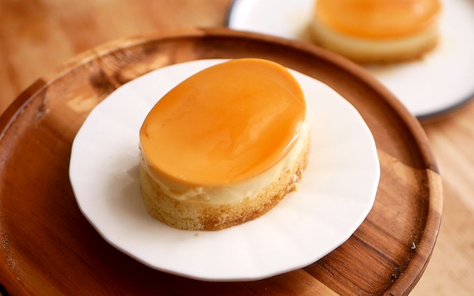 双层焦糖布丁蛋糕,入口如嚼月,中有酥和饴