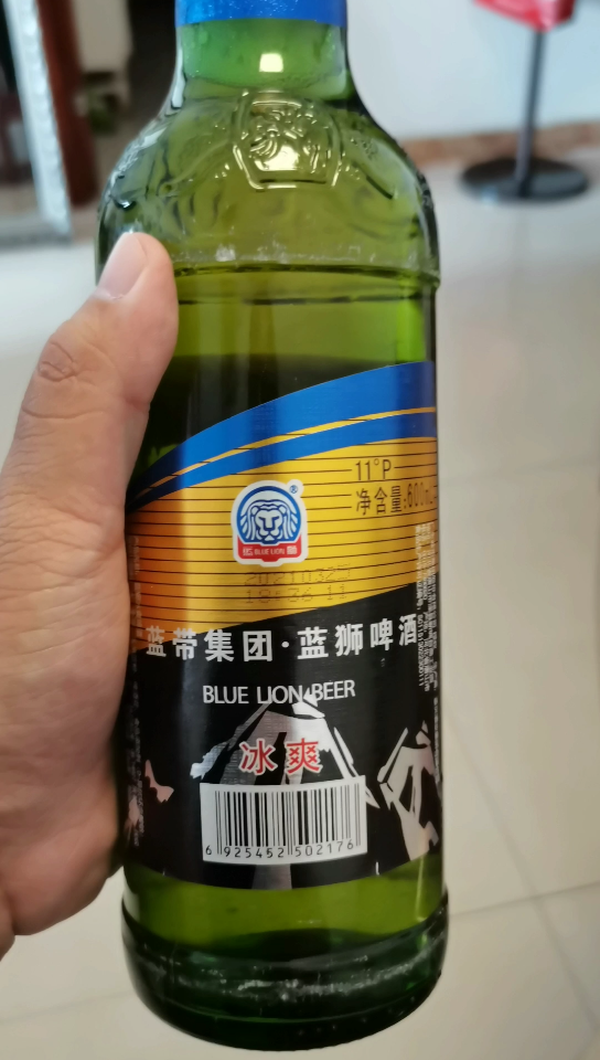 石家庄•啤酒测评蓝带集团的蓝狮啤酒中规中矩的黄啤酒