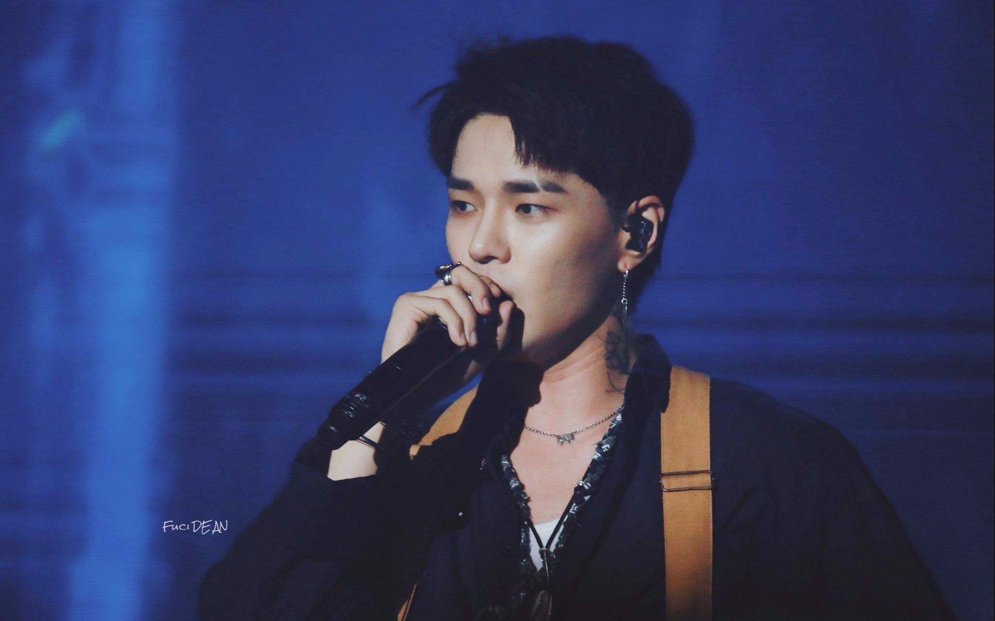 权革 好听到捶墙