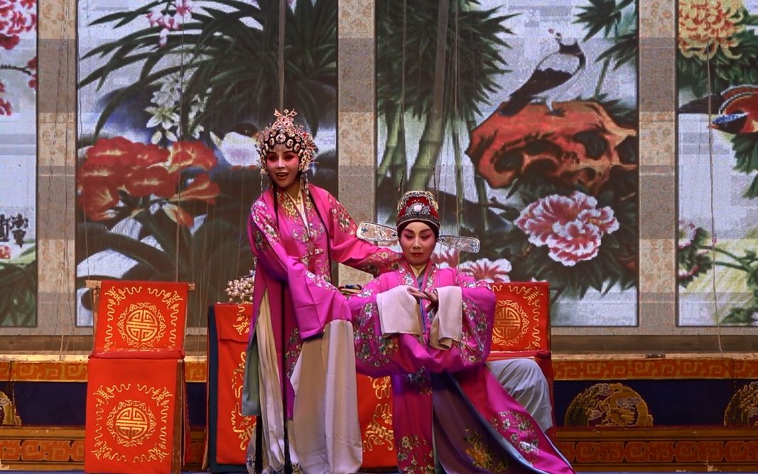 两位美女的秦腔《哑女告状》,演唱声情并茂,字正腔圆,百听不厌