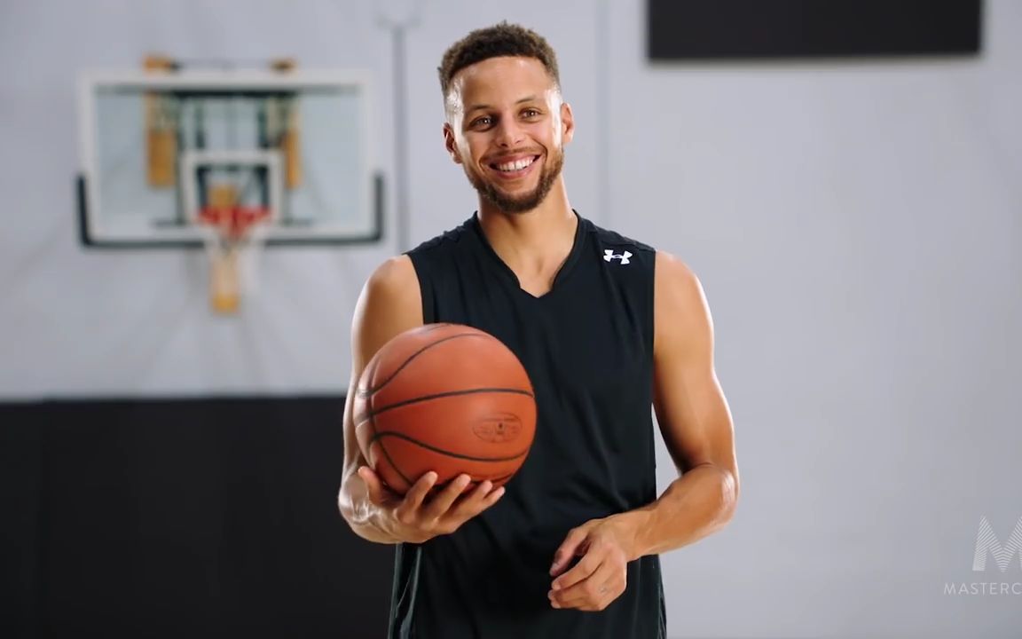 库里亲自教投篮,教训练方式,临了不忘给你来一份鸡汤