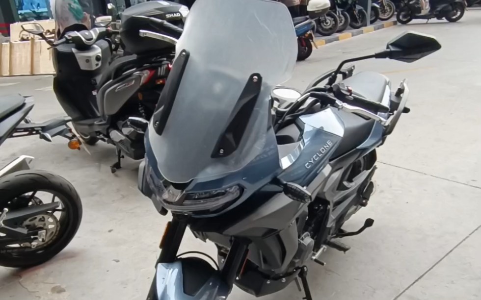 简单测评赛科龙rx6一台被价格毁了的好车