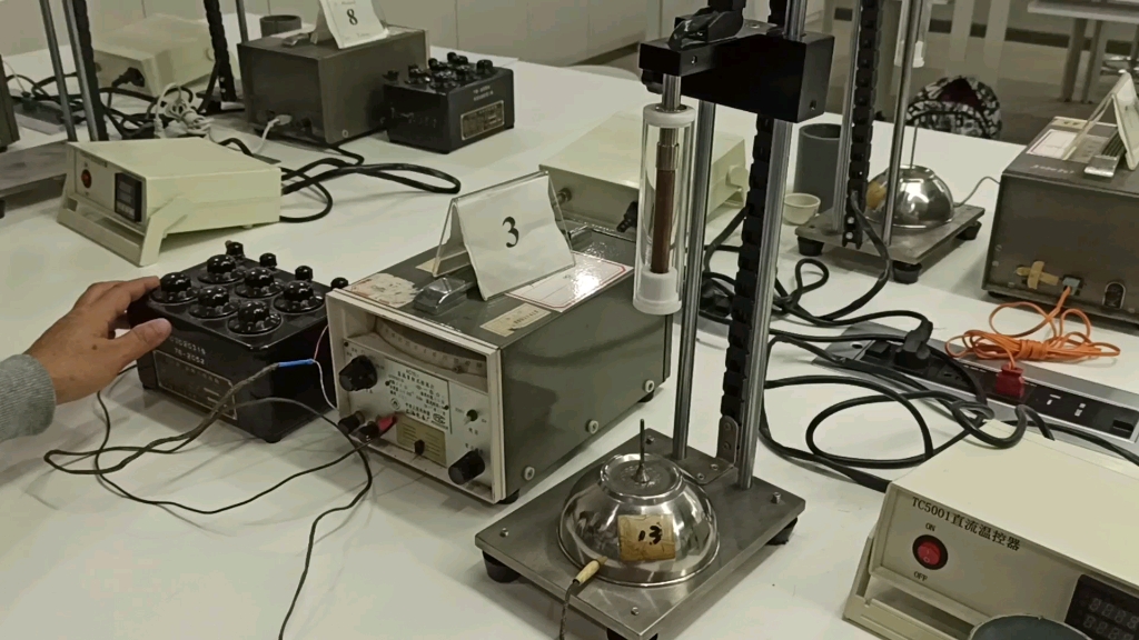 冷却法测金属比热容(自用)_哔哩哔哩 (゜-゜)つロ 干杯~-bilibili