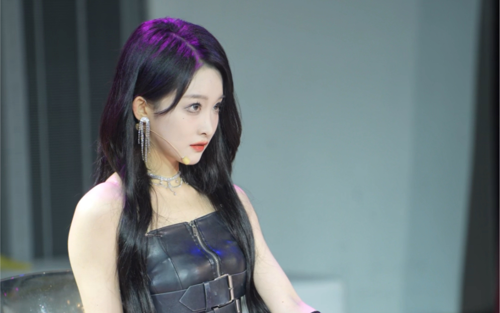 11.11 趣味运动会-【杨宇馨】unit《dont touch》focus