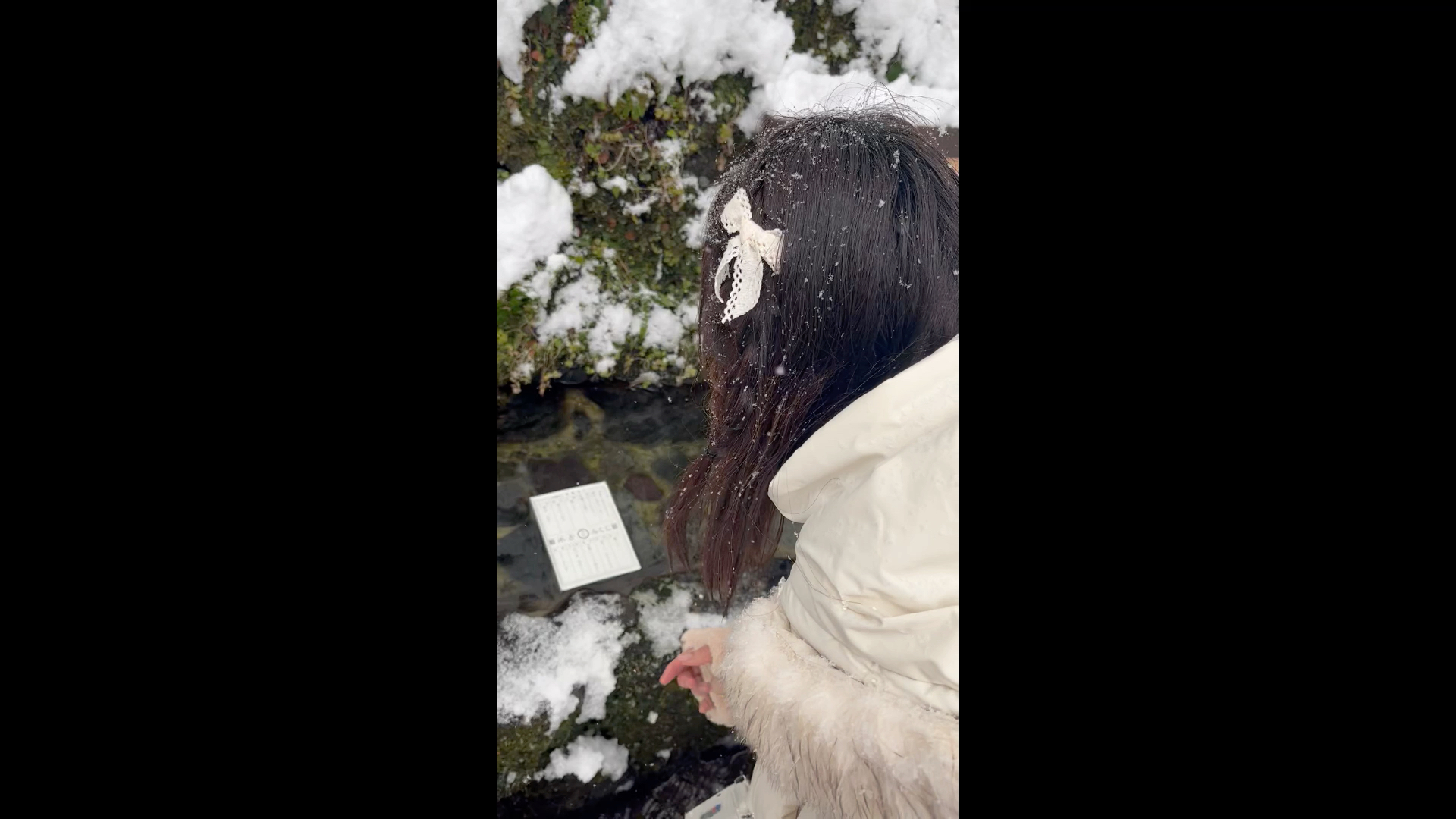 [图]下雪天！！特意跑到山里的神社看雪啦~水占みくじ（水神知道所有的秘密