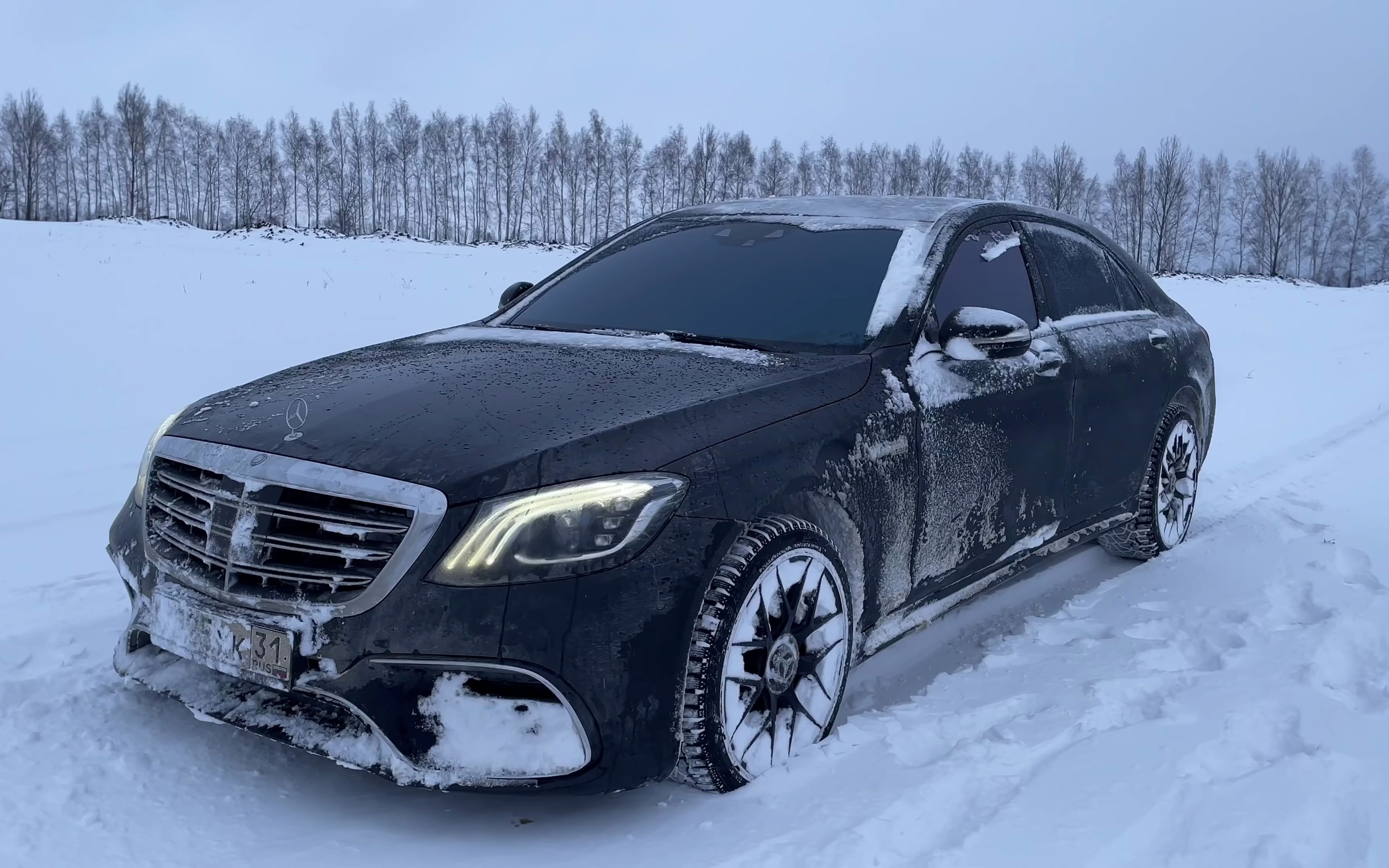 奔驰amg w222 s级 s63 amg 4matic 老毛子雪地试驾(机翻字幕敬请谅解)