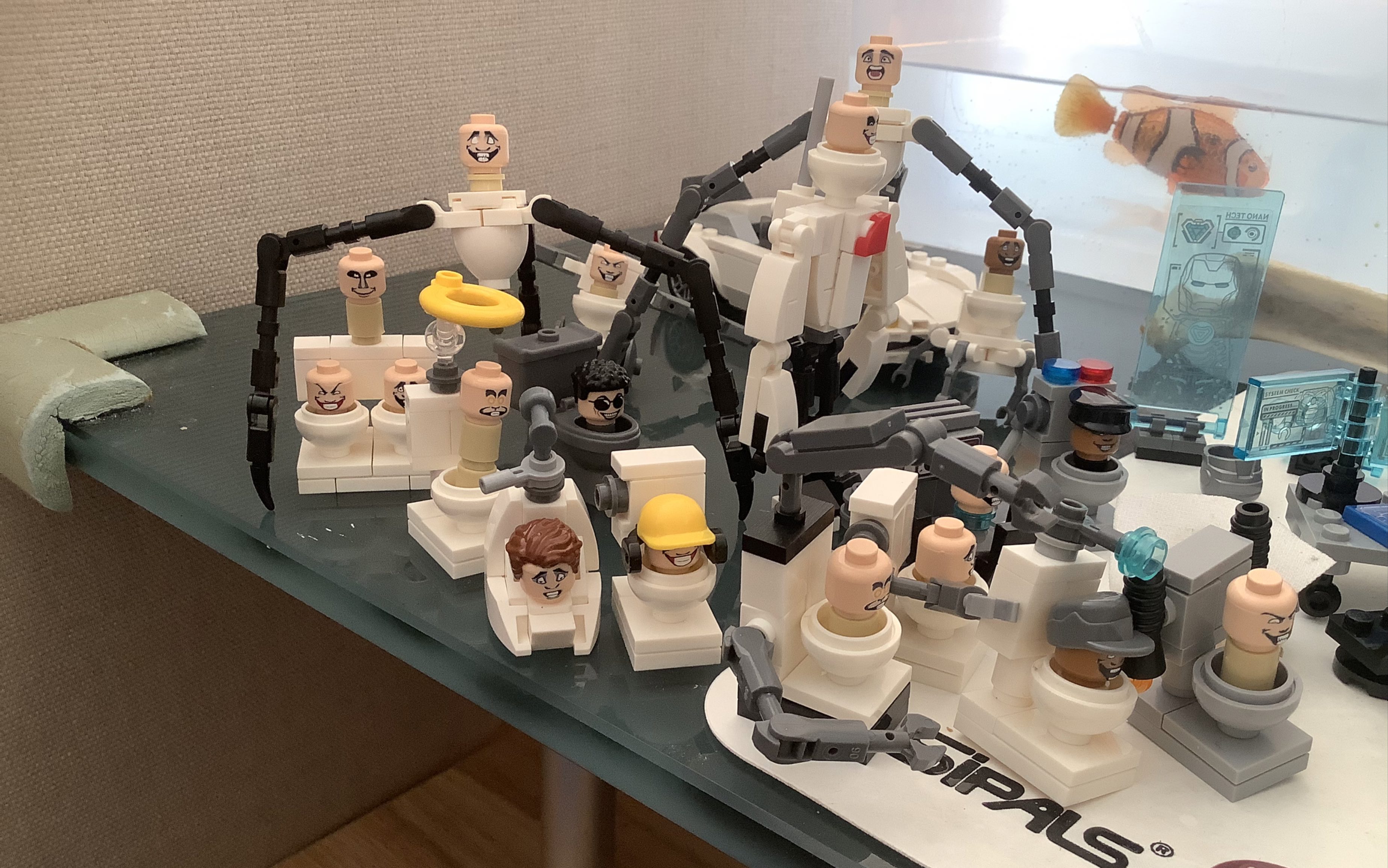 乐高马桶人vs监控人的马桶人