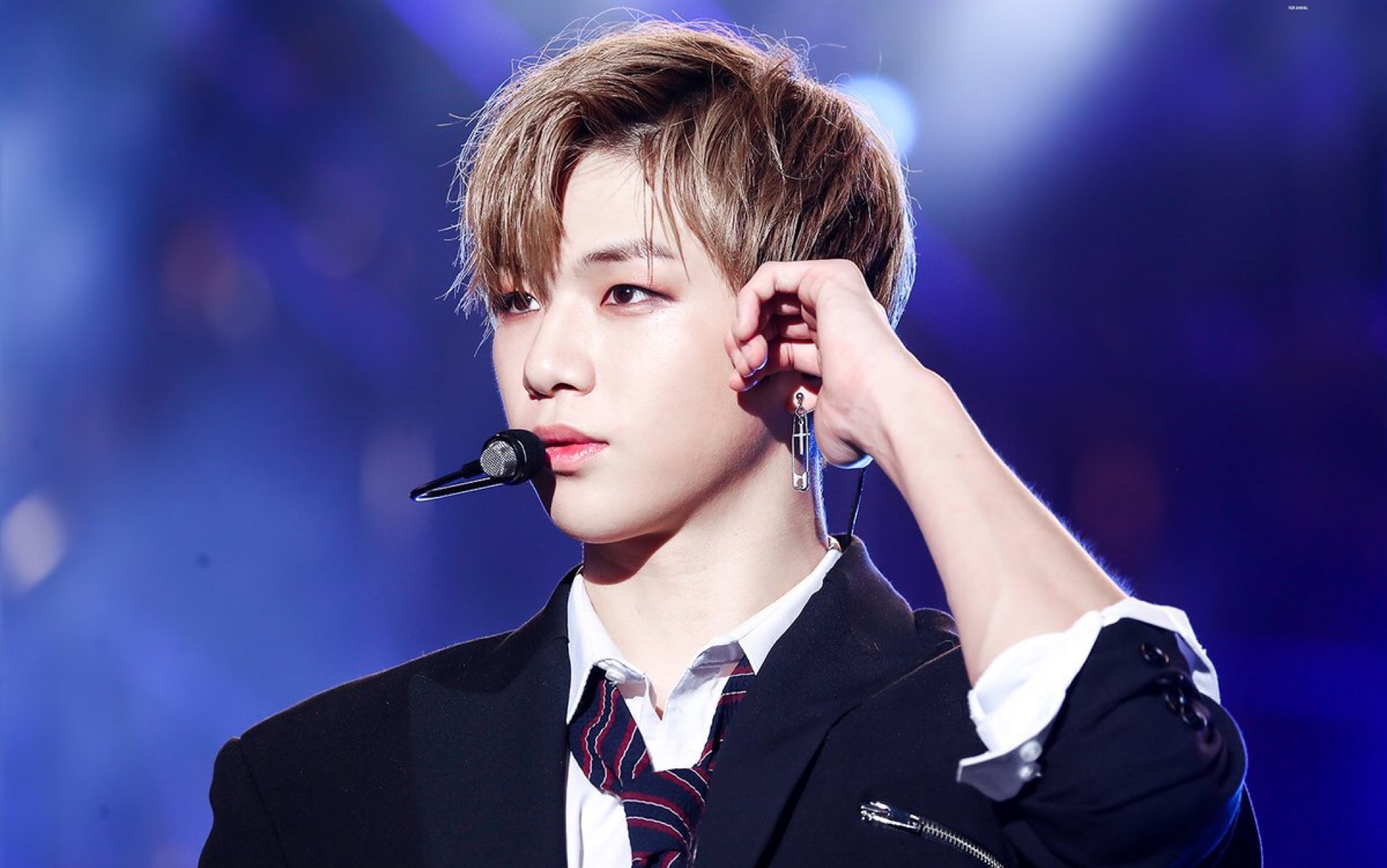 【姜丹尼尔】181006《light》4k高清竖版直拍