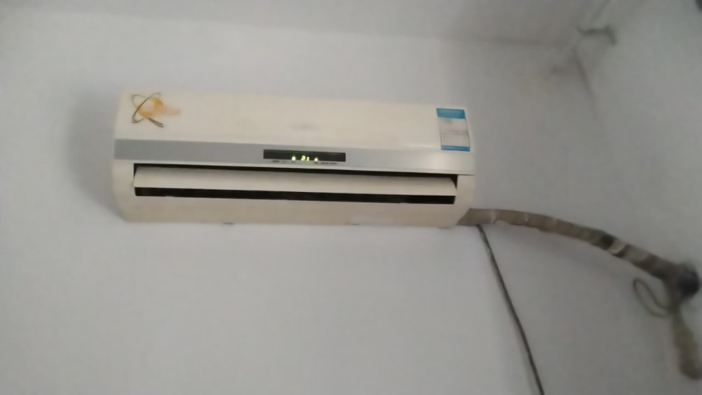 美的超劲星空调制热声音