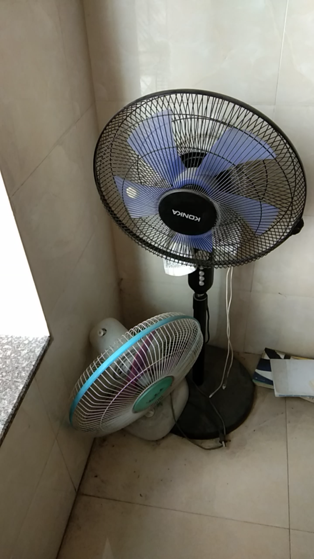 这么新的电风扇坏了