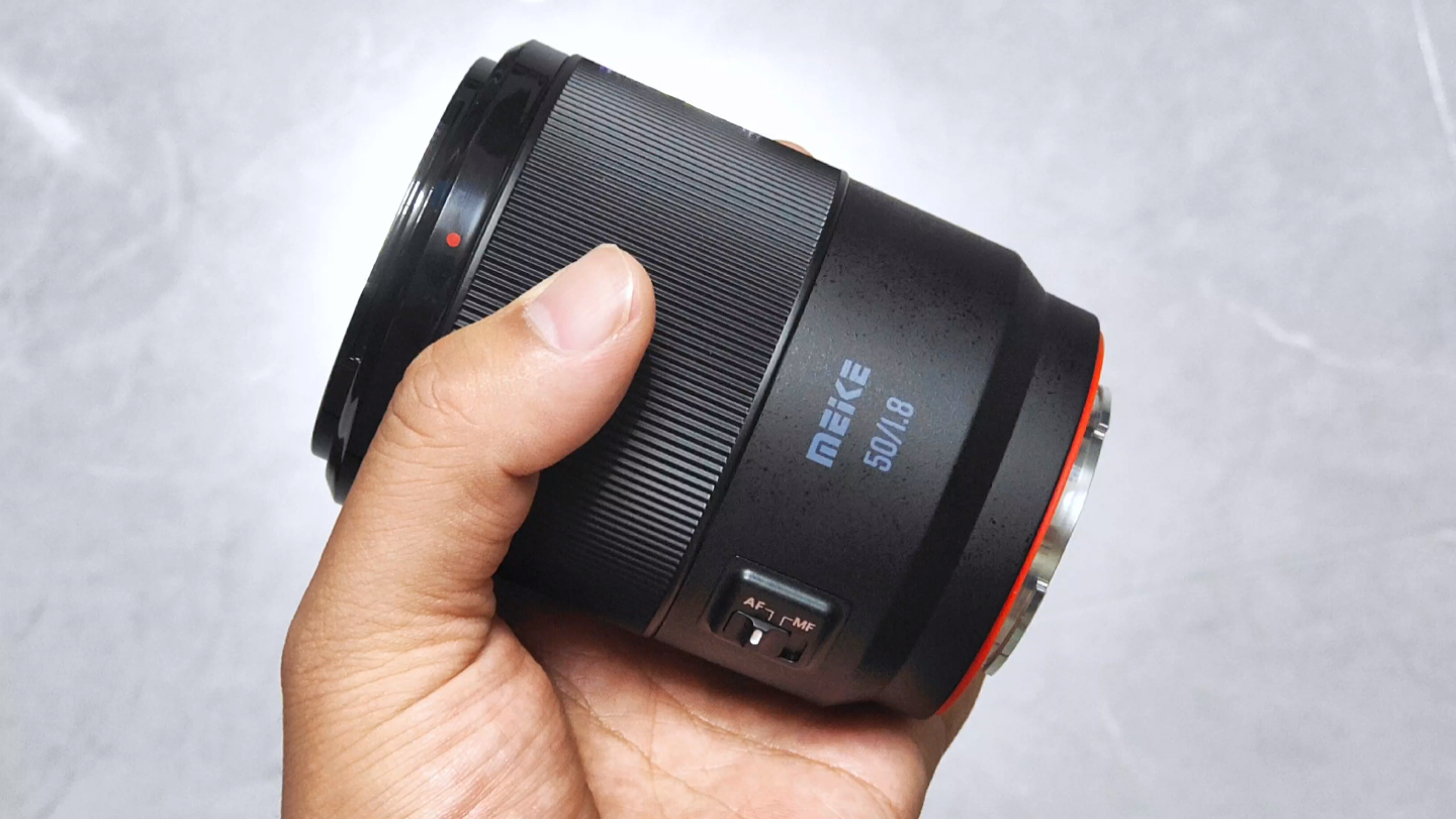 开箱上手美科meke新品索尼e卡口af50mm f1.