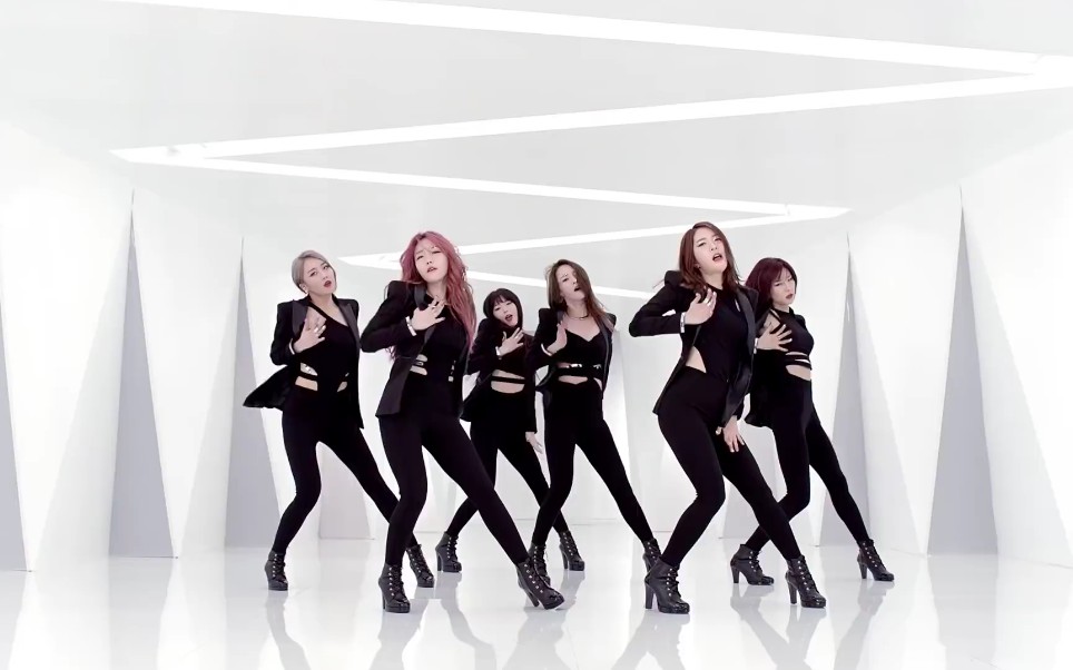 [图]【MV】【超清片源】【Dalshabet 】B.B.BI（Big Baby）好听的音乐旋律，养眼的性感女团，让你怎么看都不够