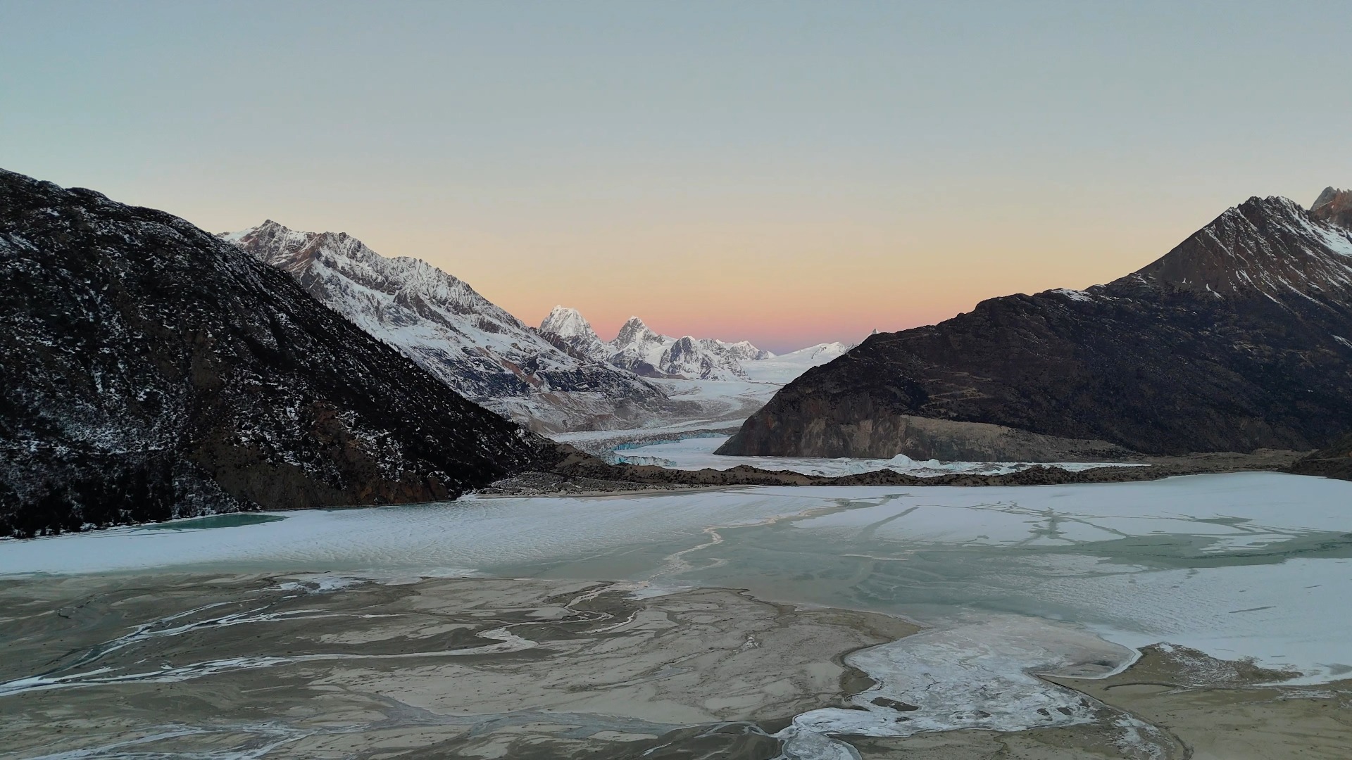 d8.1 然乌到鲁朗 来古冰川日出 航拍