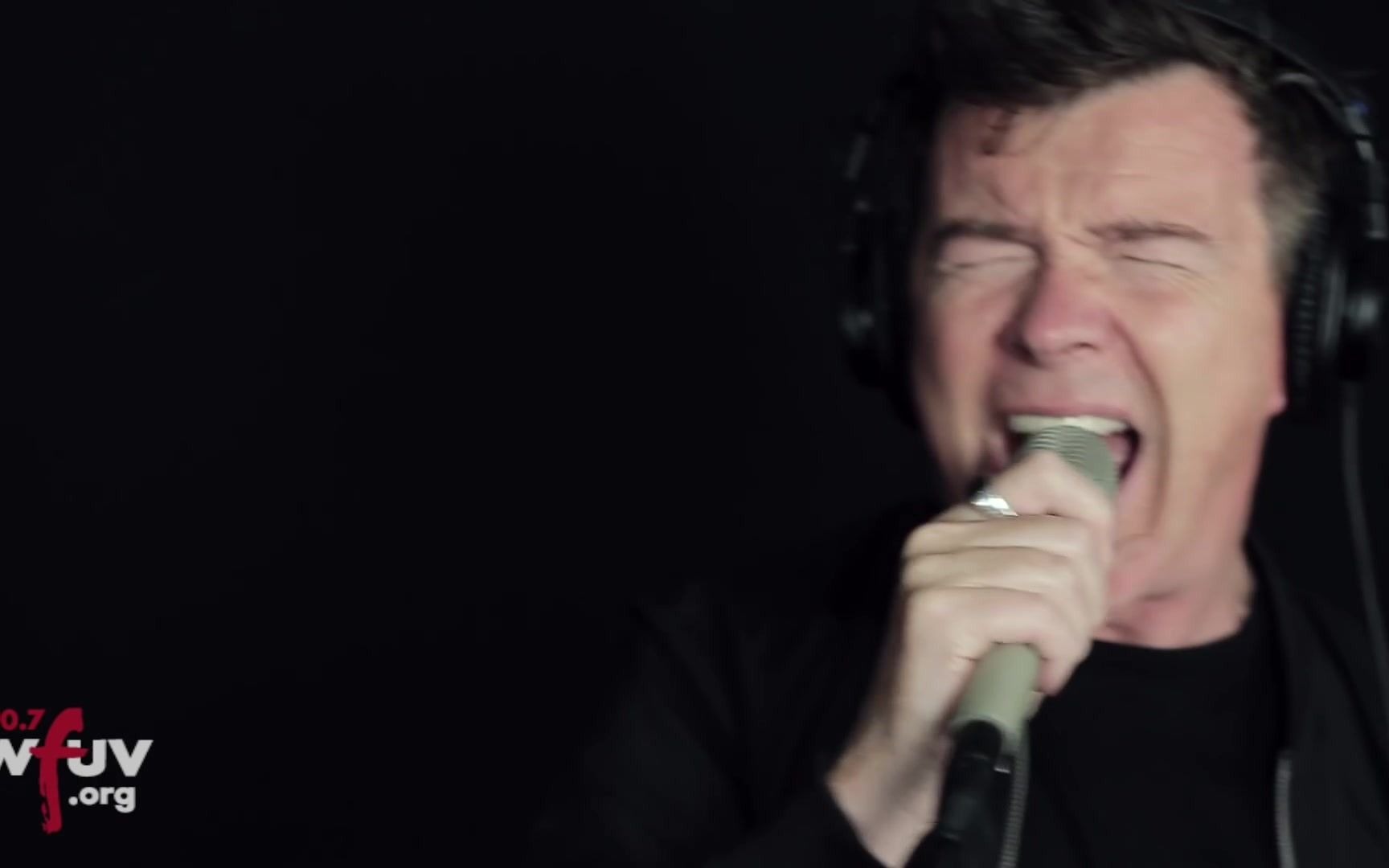 [图]Rick Astley（瑞克·艾斯里）Never Gonna Give You Up（永不放弃你）(Live at WFUV)