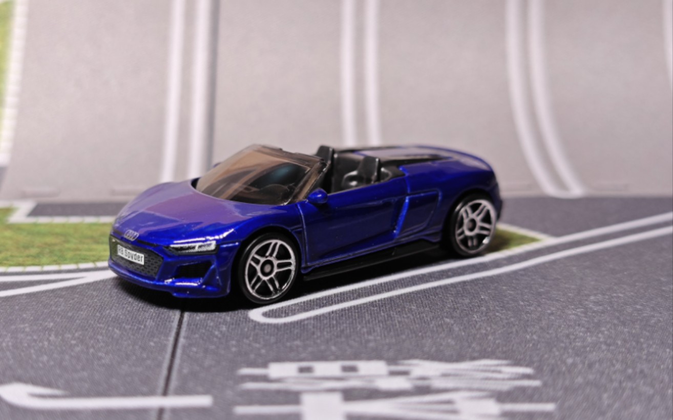 风火轮 奥迪 r8 spyder