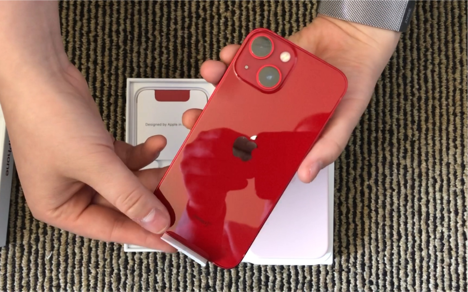 iphone13mini红色productred开箱手感正好
