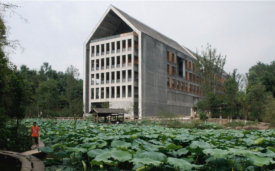 【建筑速览】立足于重庆乡土性与建筑原型!四川美术学院虎溪校区图书馆汤桦建筑设计事务所哔哩哔哩bilibili