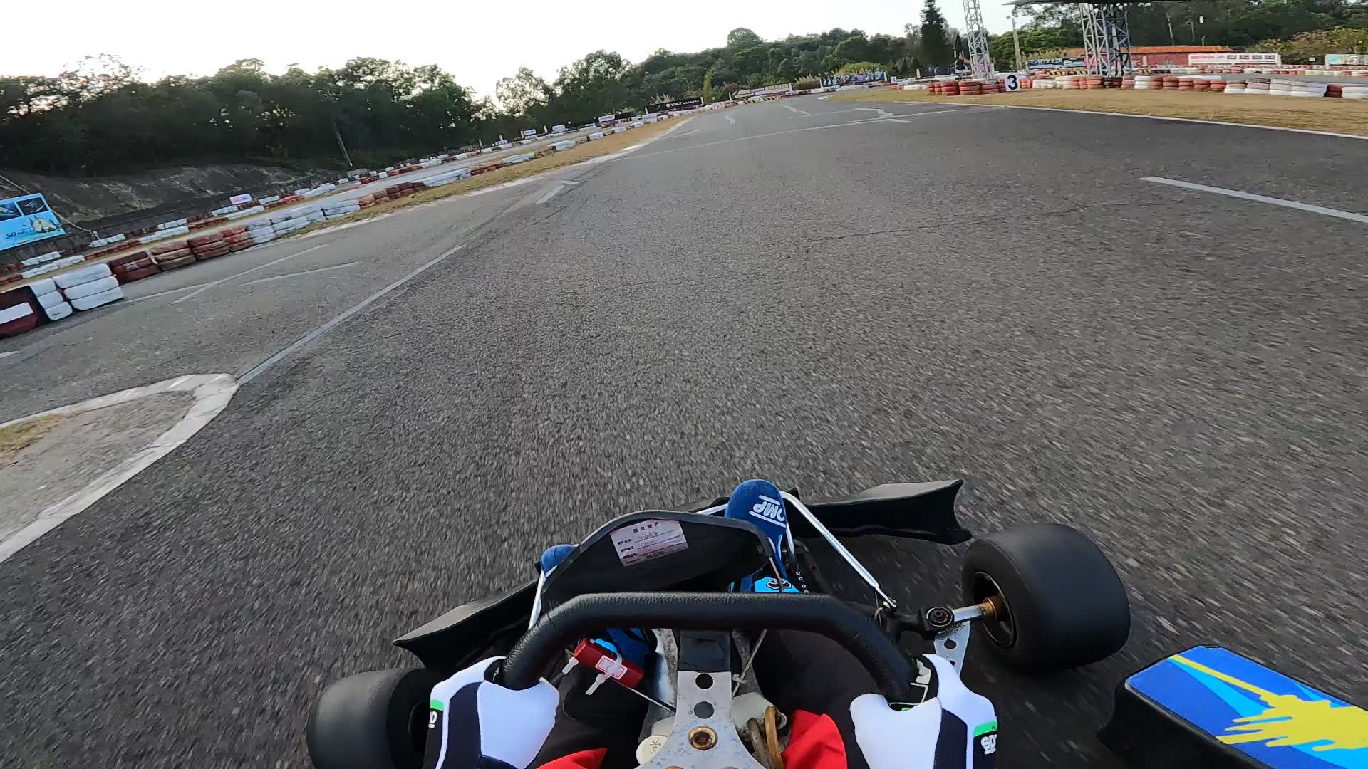 [图]20230101_The first go-Kart practice in 2023 New year