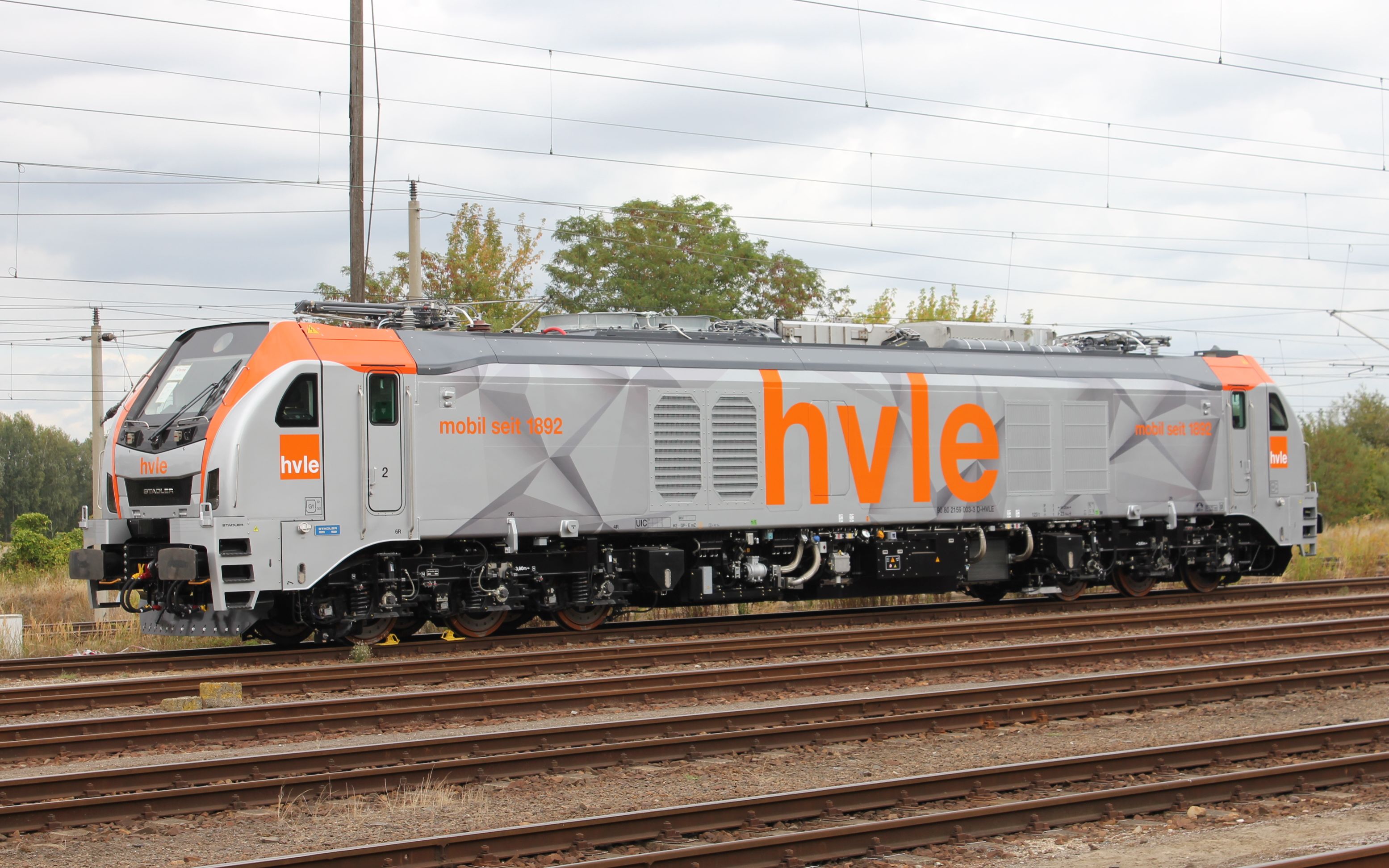 搬运世界铁路内燃机车与电力机车相结合的黑科技德国hvle铁路公司159
