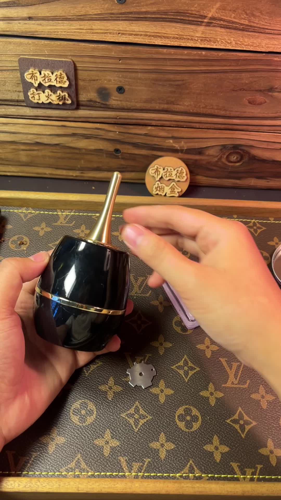 油电打火机加油教程来喽,喜欢的速速收藏