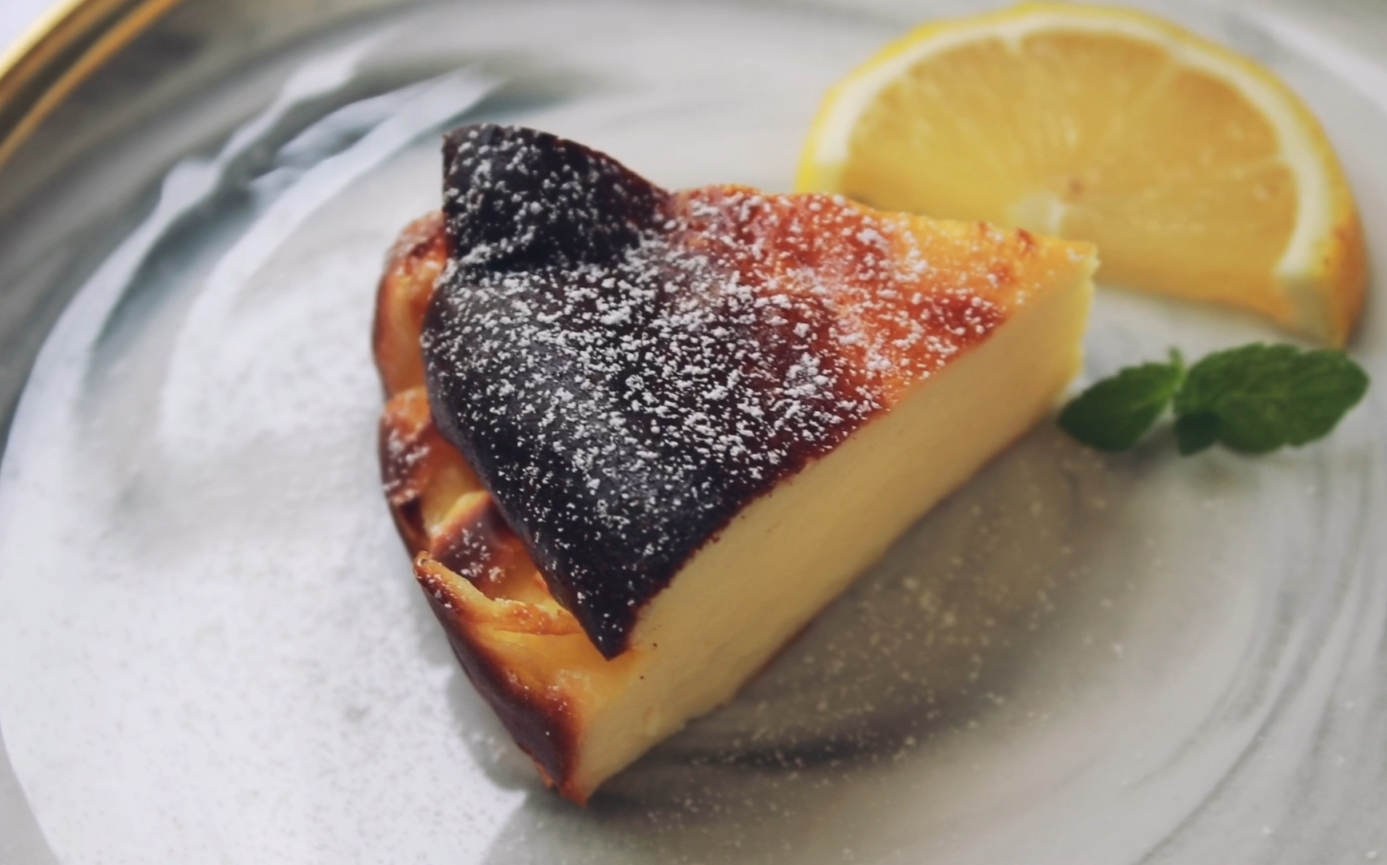 梗梗食光記之香浓法式巴斯克奶酪芝士蛋糕