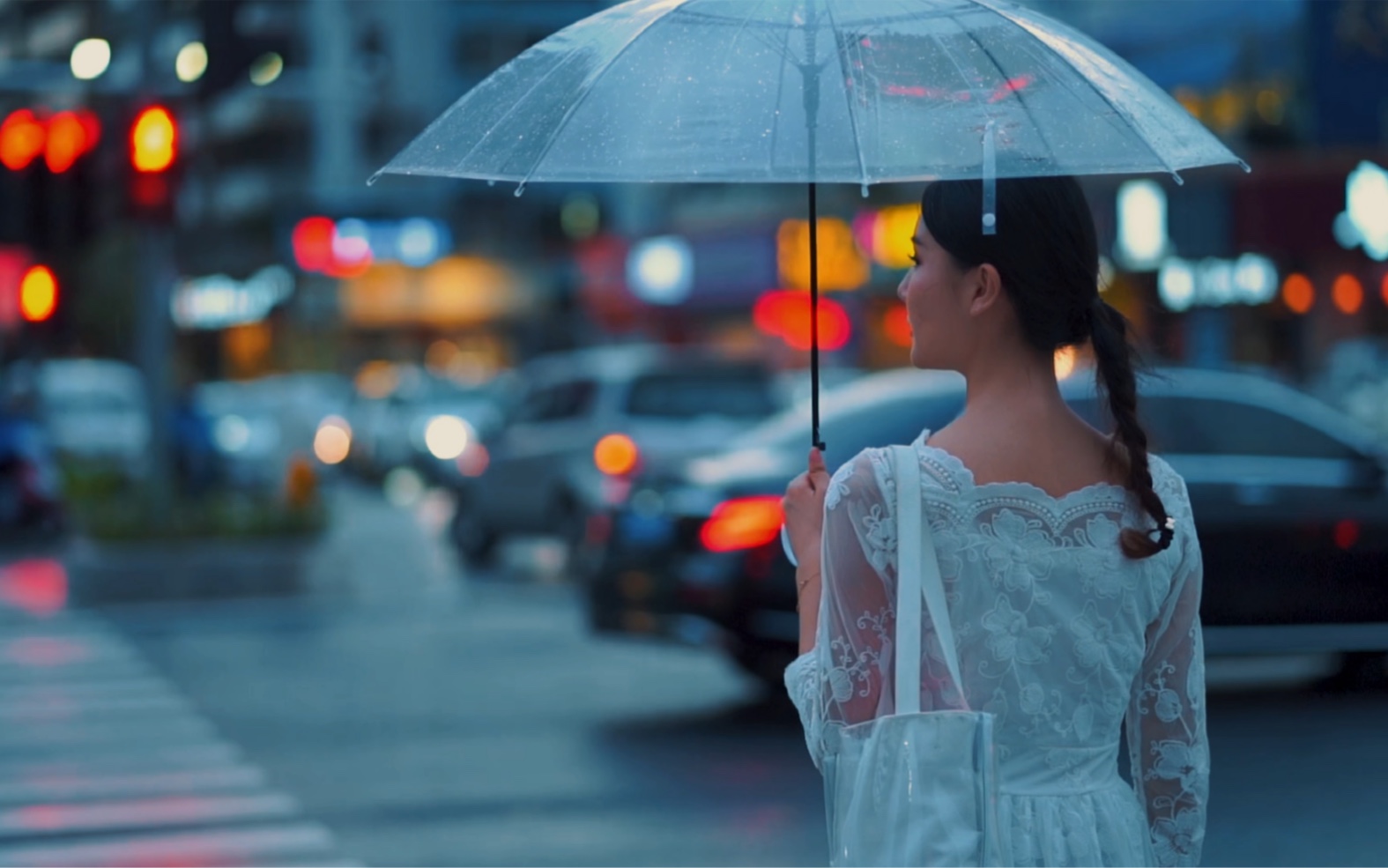 我的城市下雨了,这叫冬雨还是叫秋雨呢?哔哩哔哩bilibili