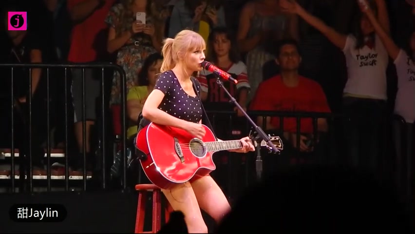 [图]【泰勒斯威夫特】【Taylor Swift】现场版 Never Grow Up（Red Tour世界巡演）