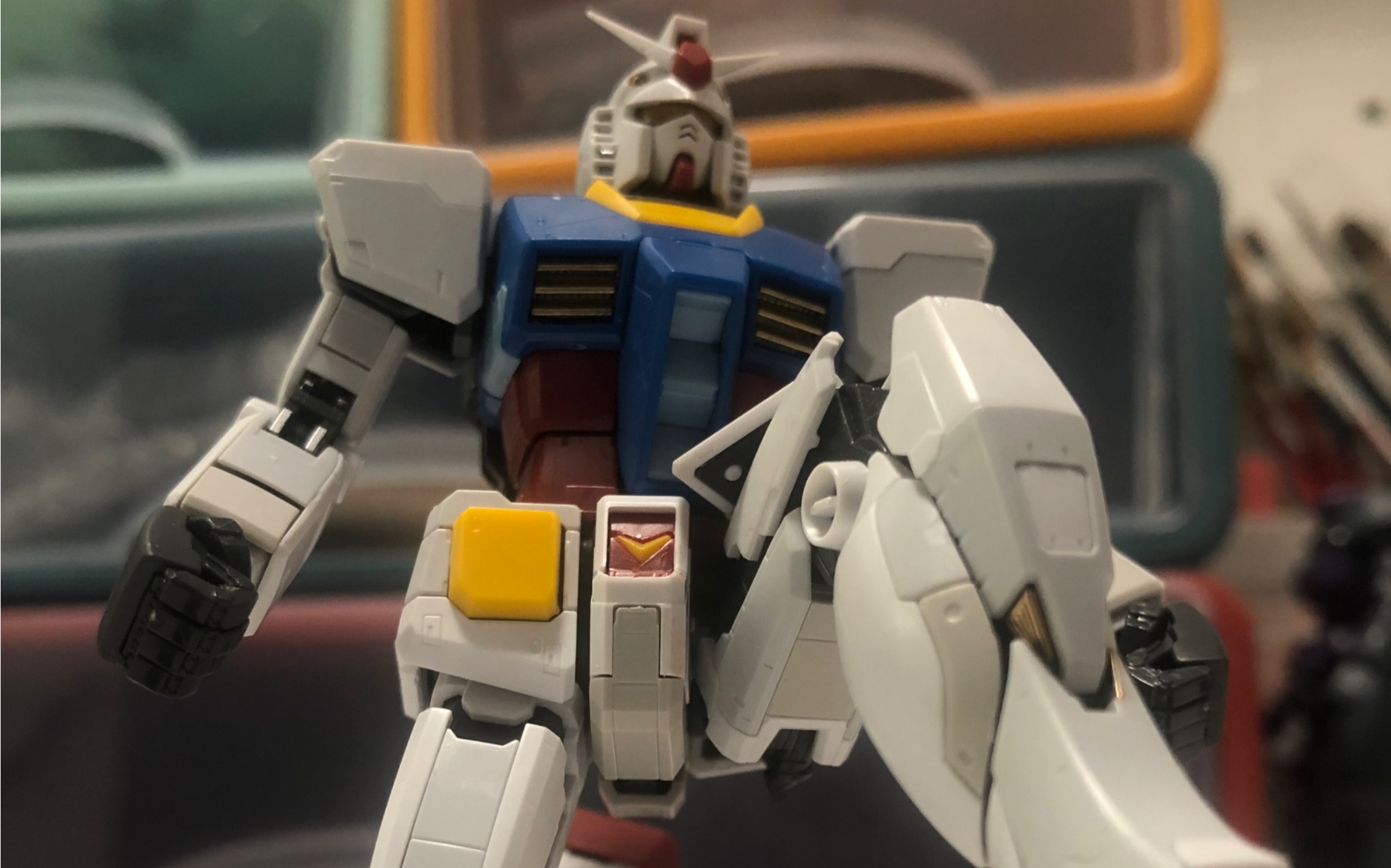 象徵勇於創新以及積極探索的精神--rg rx-78-2 元祖高達