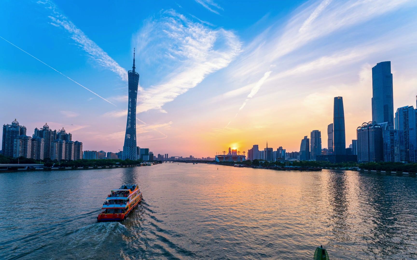 广州塔日转夜4k60帧延时,小蛮腰珠江新城,粉红色晚霞